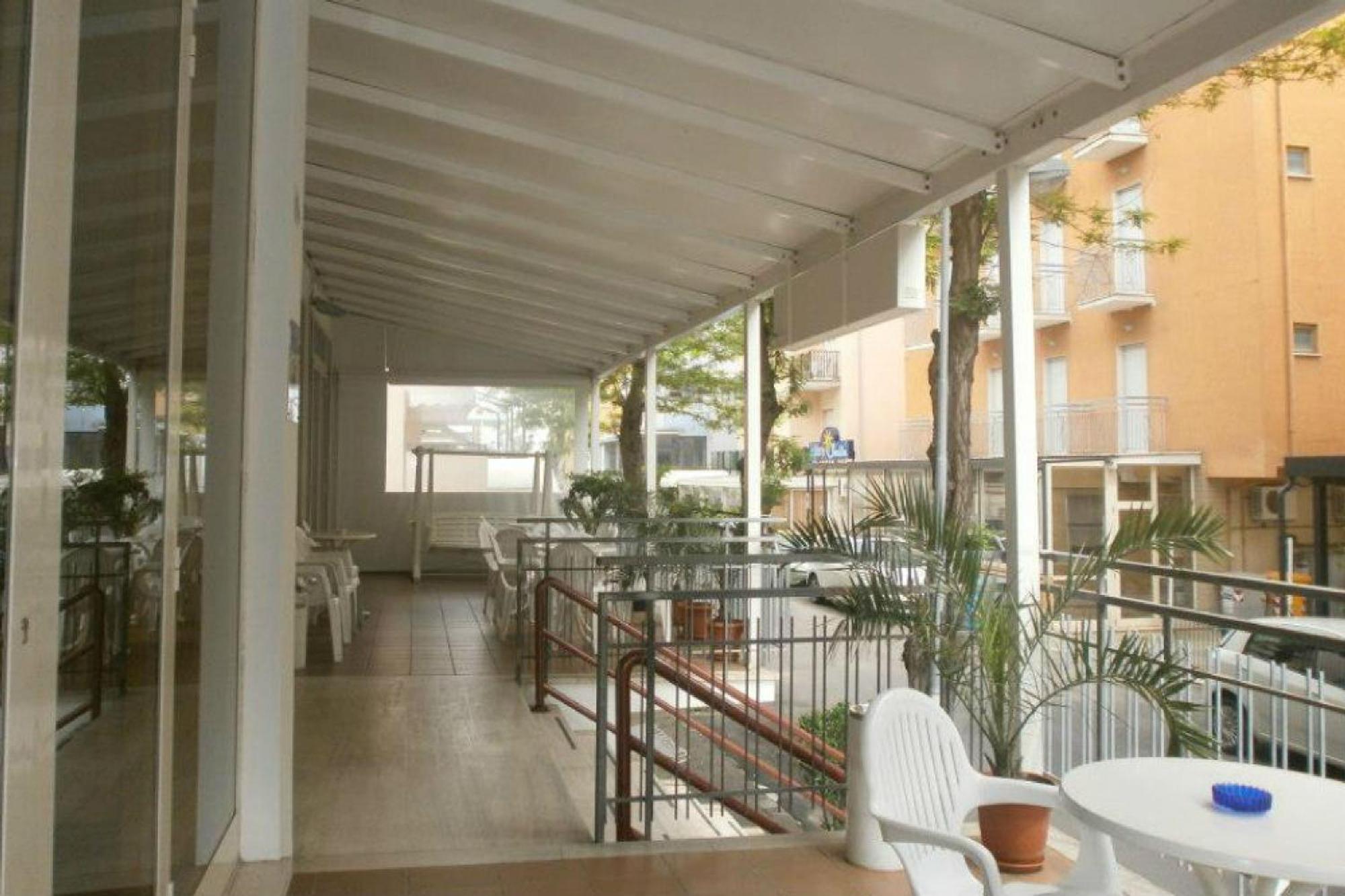 Hotel Nives Rimini Exterior photo
